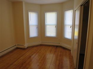 55 Summer St #1R, Somerville, MA 02143