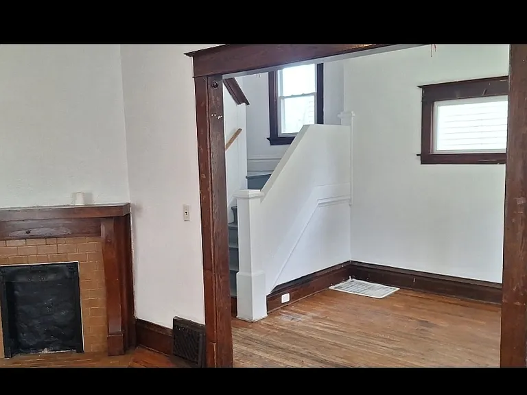 2421 Fulton St — Photo 15