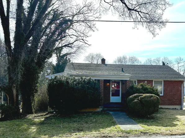 2501 Liberty Rd NE, Roanoke, VA 24012