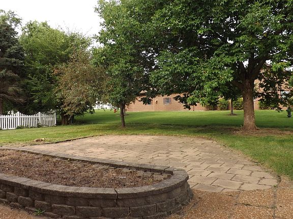 2nd image of 785 White Pine Cir