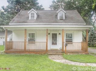 216 Maple St, Lowell, MI 49331