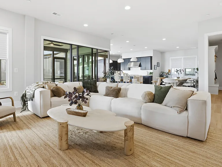 9725 Lantana Way — Photo 10
