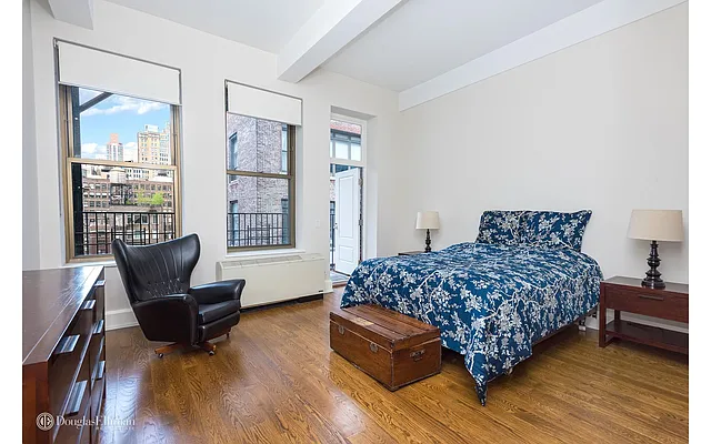 Rented by Douglas Elliman | media 22