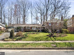 6723 Grey Fox Dr, Springfield, VA 22152