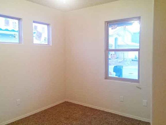 5th image of 1012 Cristanos Dr
