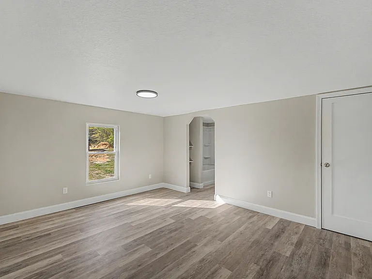 512 W Bach Dr — Photo 13
