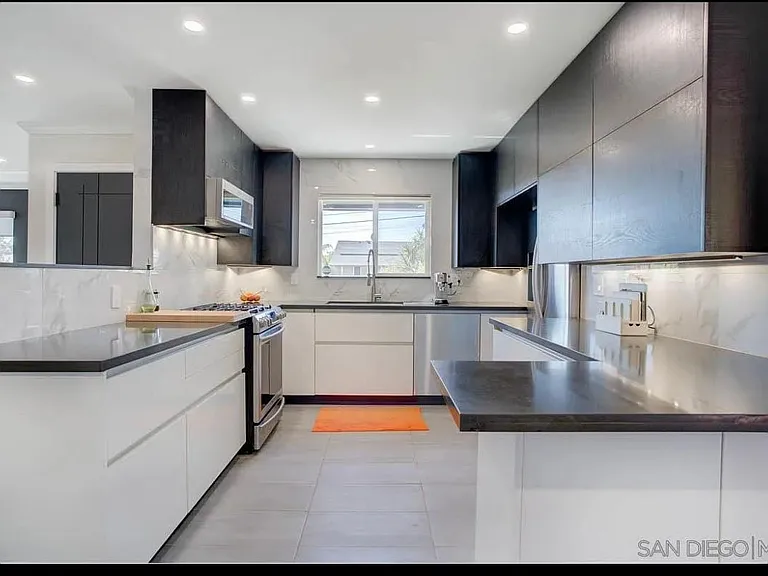 6571 Barnhurst Dr — Photo 7