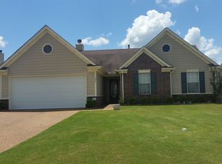 165 Greer Ln, Oakland, TN 38060