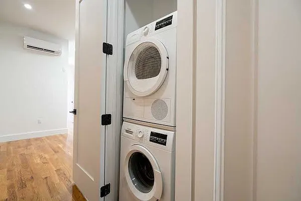 Rented by Brick&Mortar | media 17