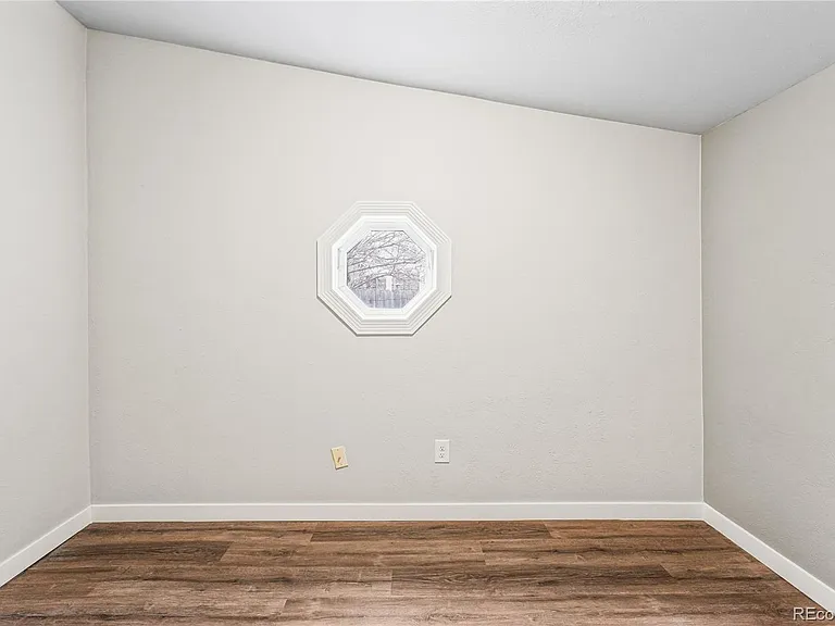 2949 Glenarm Pl — Photo 25