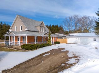 10891 S Lucas Rd, Mc Bain, MI 49657