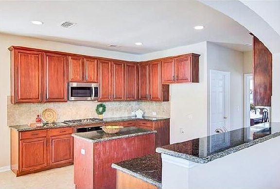 5th image of 8409 Brown Stone Ln