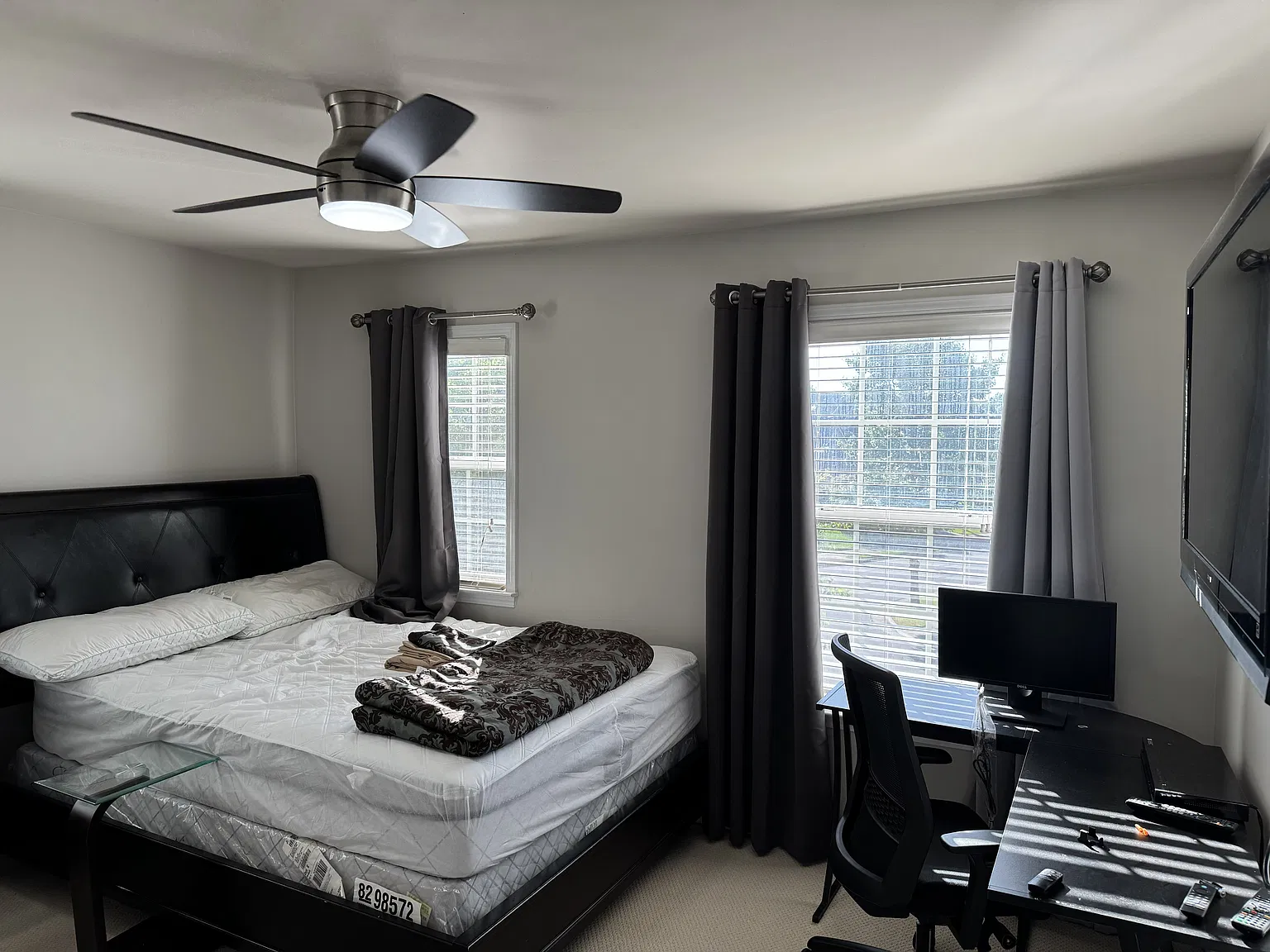 1 bed, $700 — Photo 1