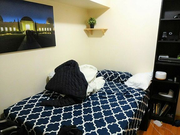 5th image of 35 Henry St APT 4A