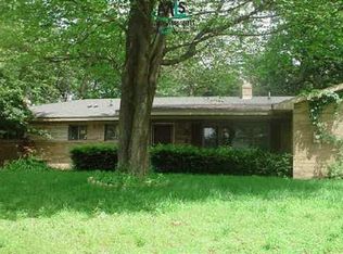 1520 Shankin Dr, Walled Lake, MI