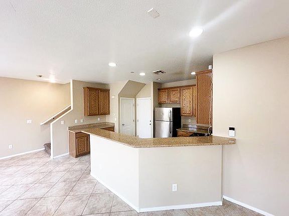 4th image of 4512 Truscott Ct