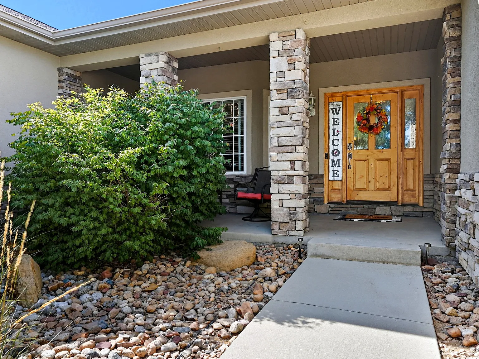 5 bed, 5000 sqft, $5,000 — Photo 4