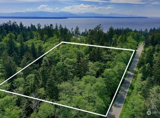 196 Donahey Rd, Coupeville, WA 98239