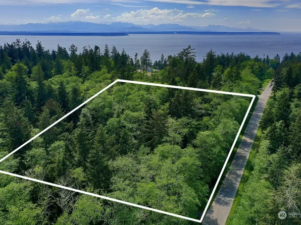 196 Donahey Road, Coupeville, WA 98239