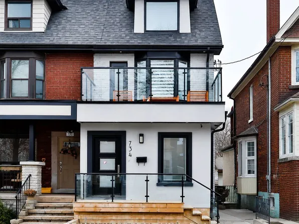 734 Shaw St, Toronto, ON M6G 3L7