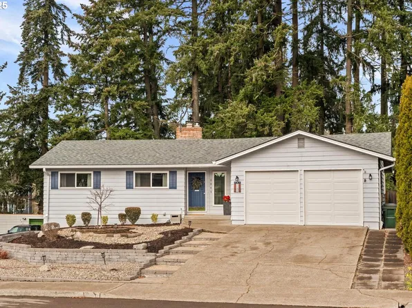 2945 SE Brian St, Hillsboro, OR 97123