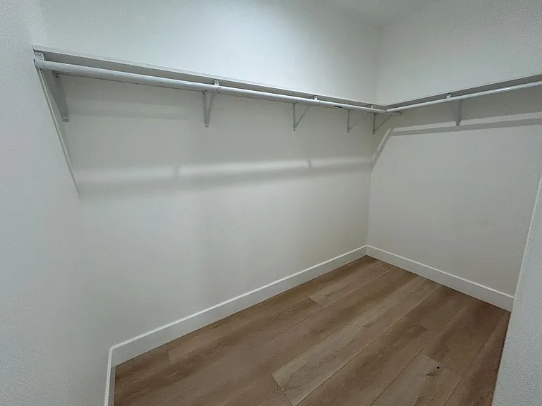 10101 Crosby Ave — Photo 8