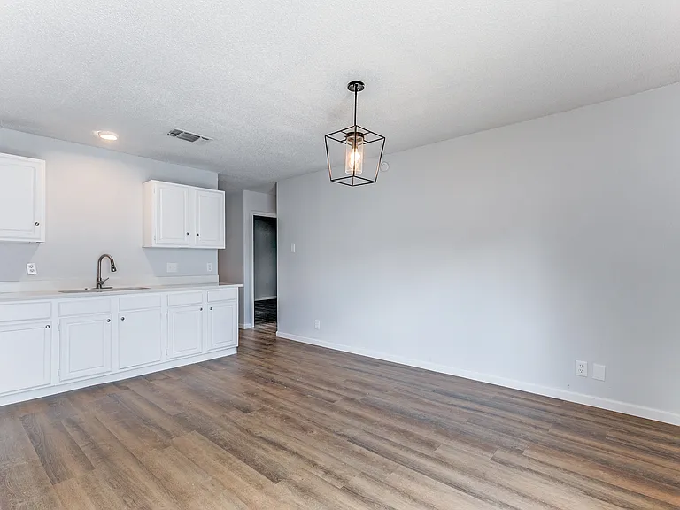 4847 Aspenwood Dr — Photo 7