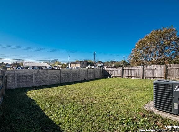 5th image of 6822 Evercrest Ln
