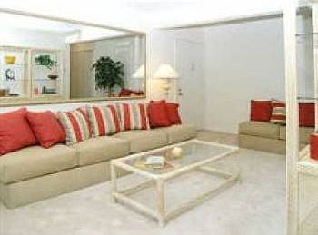 5th image of 1056 Huntington Hill Dr APT F