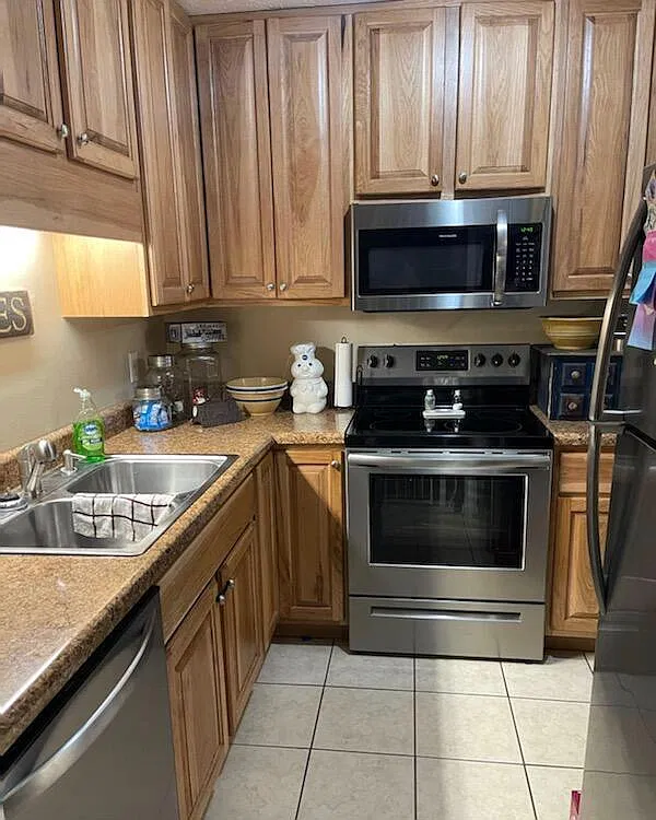 3 bed, 1.5 bath, 1000 sqft, $1,400 — Photo 4