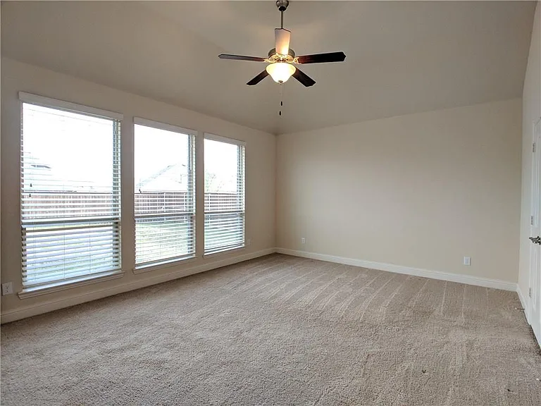 1824 Balboa Park Dr — Photo 7
