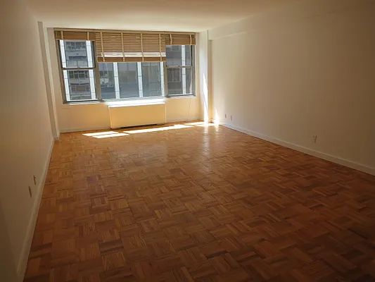 Rented by City Connections Realty | media 20