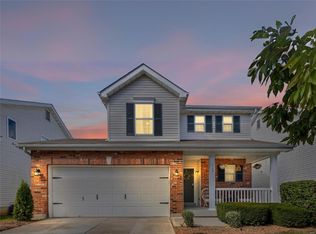 133 Roxbury Dr, O'Fallon, MO 63366