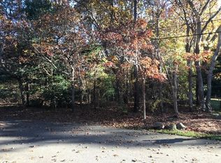 99 Stone Horse Rd, Osterville, MA 02655