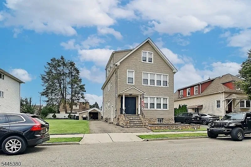 2 bed, 1000 sqft, $2,800 — Photo 1