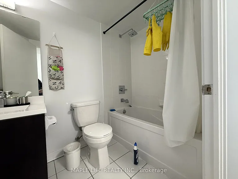 5740 Yonge St #702 — Photo 17