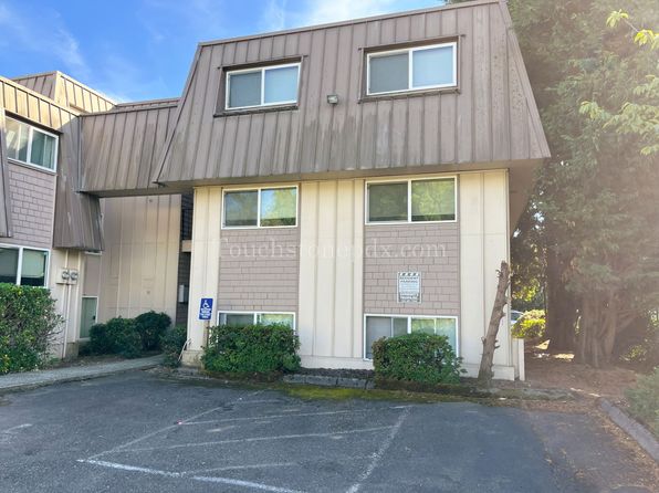 5806 SE Milwaukie Ave APT 2