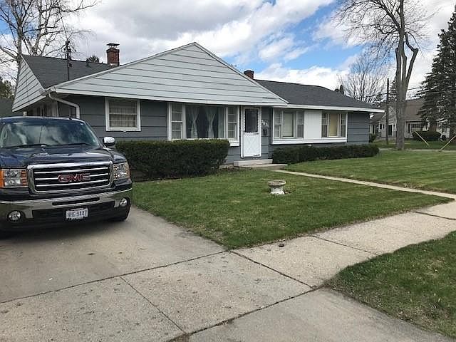 2nd image of 2031 Brenner St