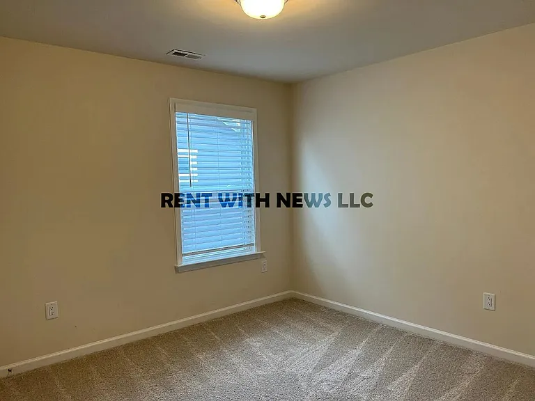 2608 Jazzy St — Photo 24