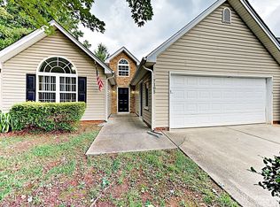 7105 Angela Marie Ct, Charlotte, NC 28215