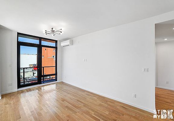 4th image of 610 Myrtle Ave #3D