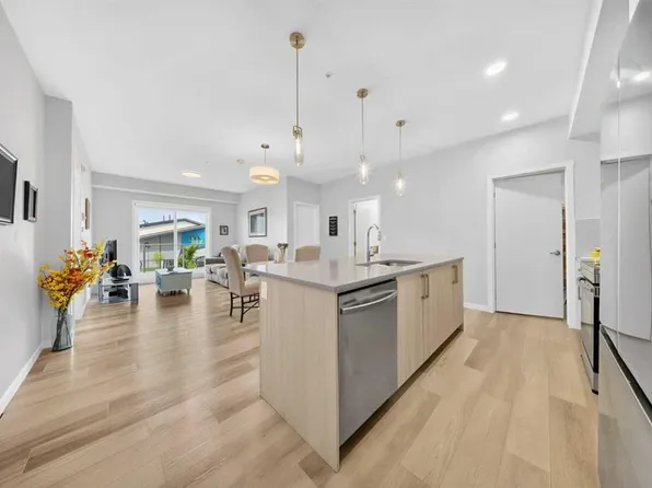 220 E Seton Grv SE #1211, Calgary, AB T3M 3T1