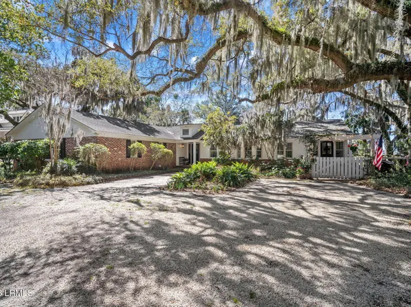115 S Hermitage Rd, Beaufort, SC 29902