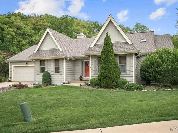 108 Antoinette Ter, Lake Saint Louis, MO 63367