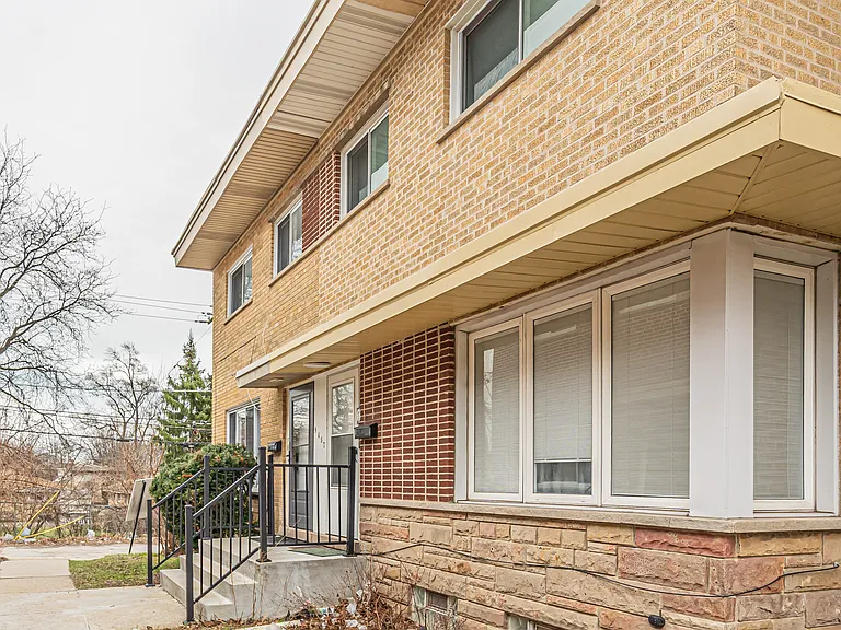 9457 Kenton Ave #F — Photo 21