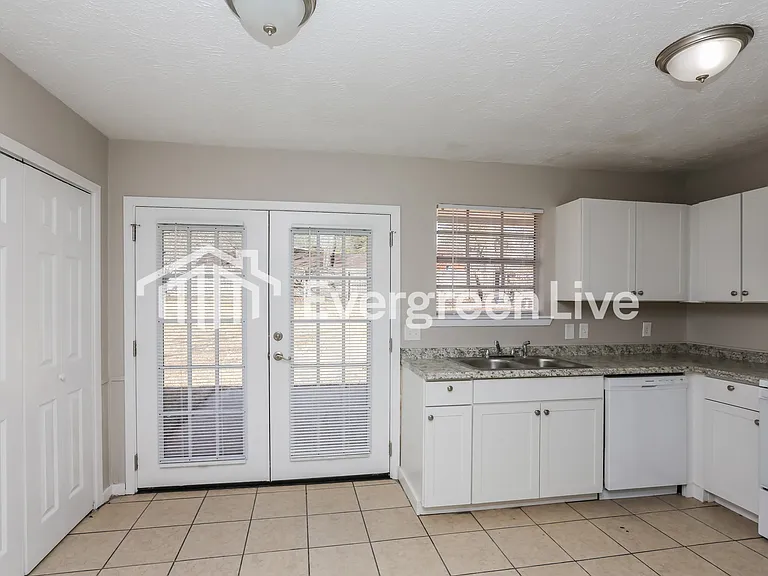 4954 Hanging Oak Dr — Photo 7