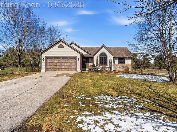 2nd image of 8482 Reid Rd