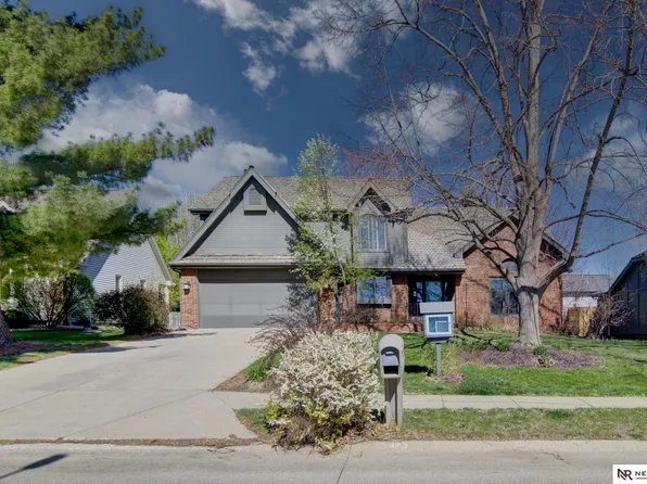 716 N 148th St, Omaha, NE 68154