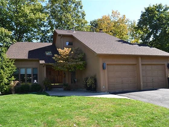 2nd image of 1024 Lori Ln