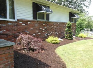 1 Valley Dr, Johnston, RI 02919